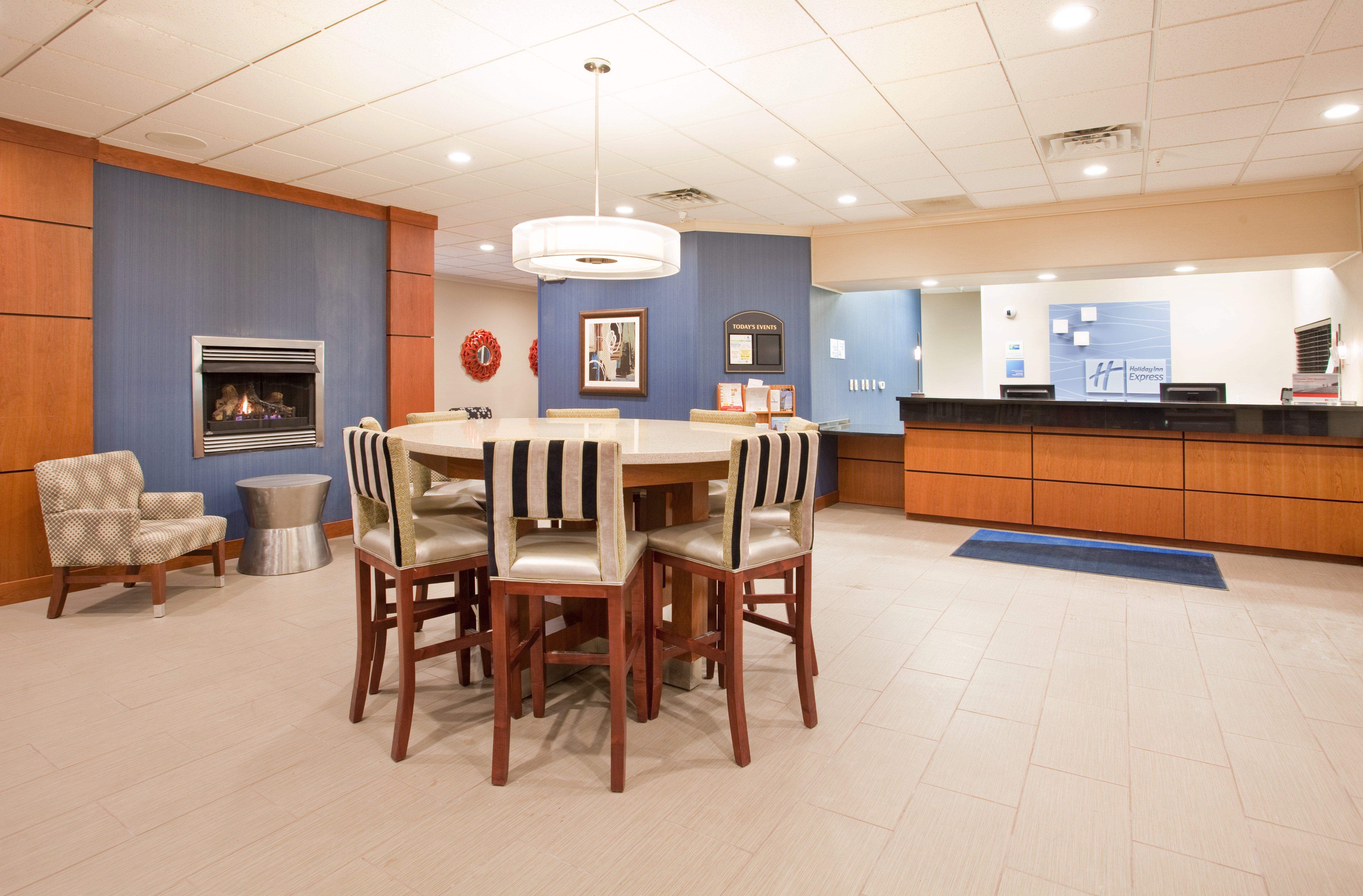 Holiday Inn Express Hotel & Suites Beatrice By Ihg Eksteriør bilde