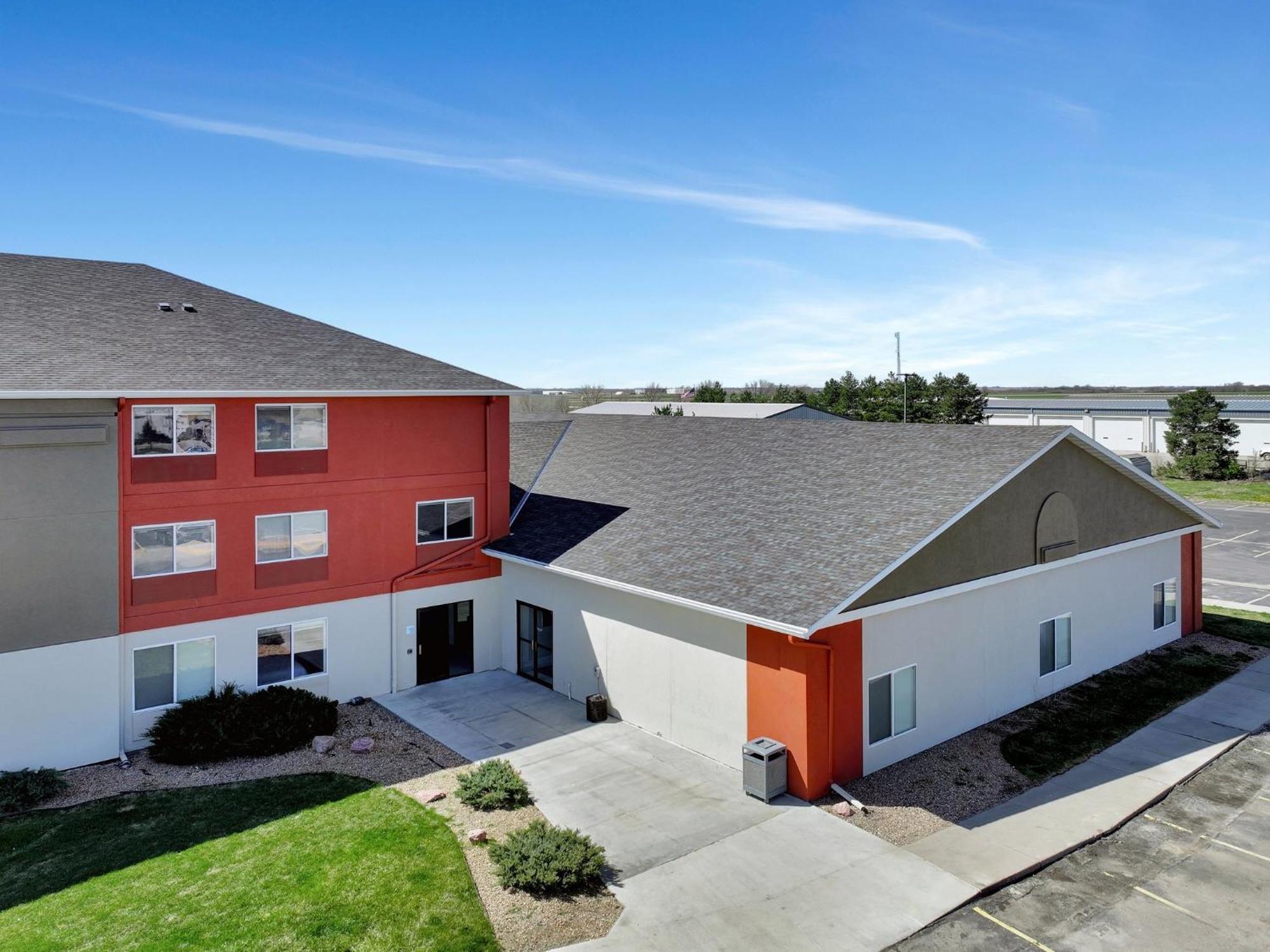 Holiday Inn Express Hotel & Suites Beatrice By Ihg Eksteriør bilde